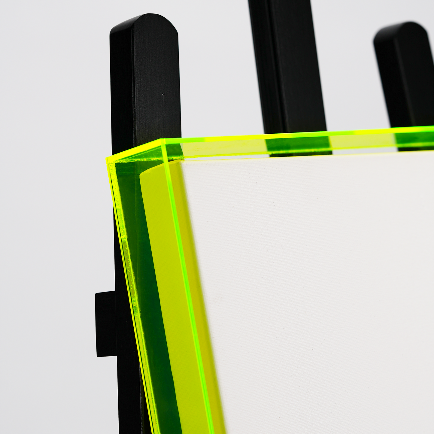 Fluorescent acrylic glass frame 'Fluorescent'